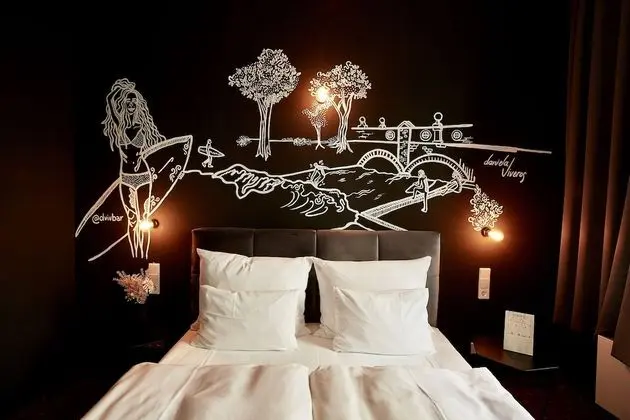 Design Tek Büyük Yataklı Oda