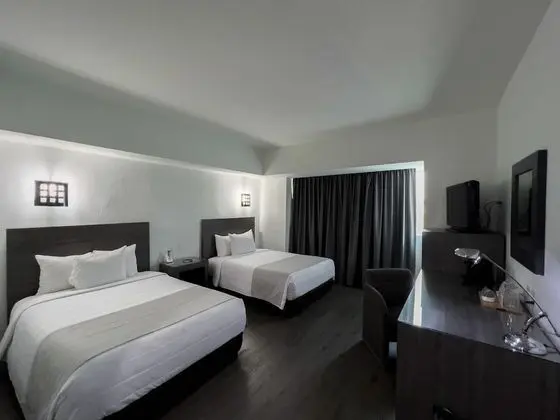 Double room with street view