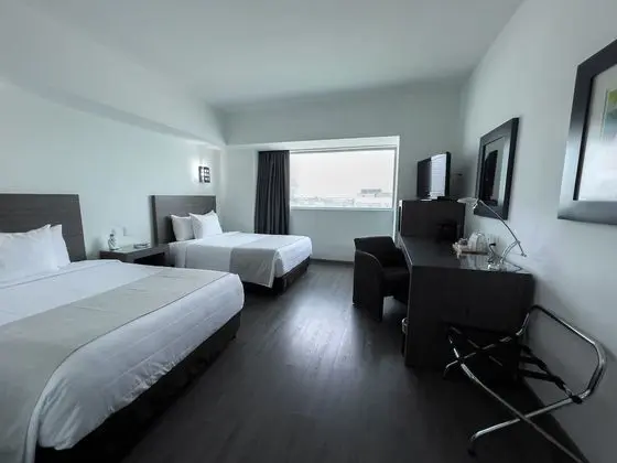 Double room with street view