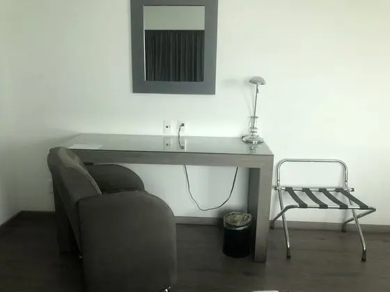 Master Suite with jacuzzi and street view