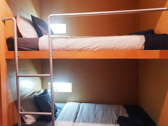 Family Room with Private Bathroom (Bunk Bed)