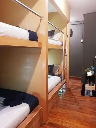 Family Room with Private Bathroom (Bunk Bed)