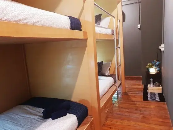 Family Room with Private Bathroom (Bunk Bed)