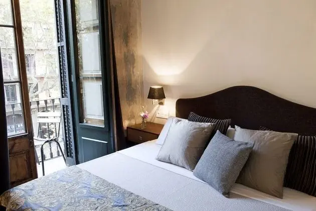 Standard Tek Büyük Yataklı Oda, Balkon, Şehir Manzaralı