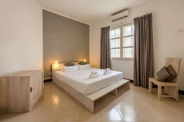 Villa, Plaj Kenarı