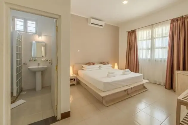 Villa, Plaj Kenarı