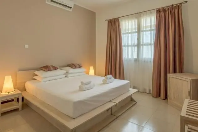 Villa, Plaj Kenarı