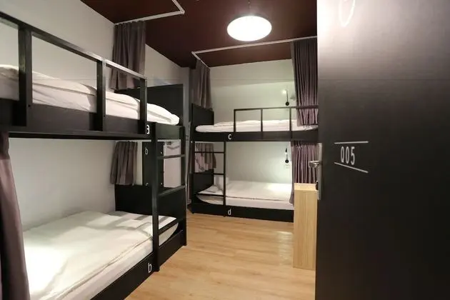 Dört Kişilik Oda, Birden Çok Yatak, Ortak Banyo