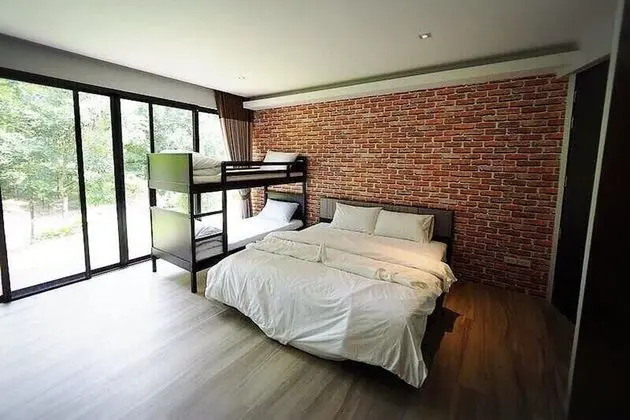 2 Bedrooms Villa