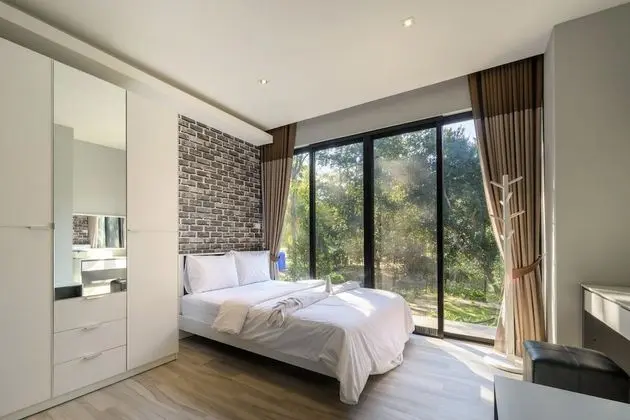 2 Bedrooms Villa