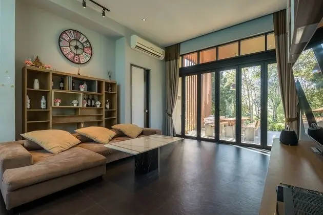 2 Bedrooms Villa