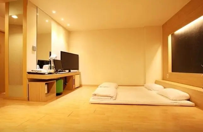Oda (Korean Traditional Room)
