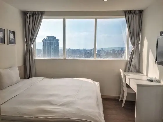 Tek Büyük Yataklı Oda, Şehir Manzaralı