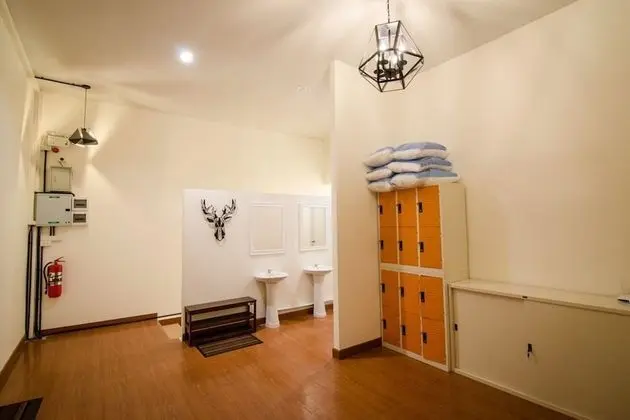 Mixed Shared Dormitory