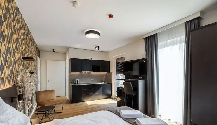 Comfort Oda, 1 Büyük (Queen) Boy Yatak, Sigara İçilmez, Küçük Mutfak