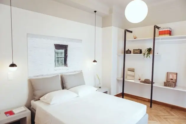Apartment 3B