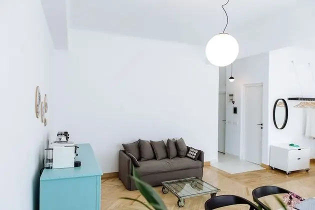 Apartment 4A