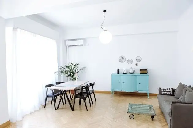 Apartment 4A