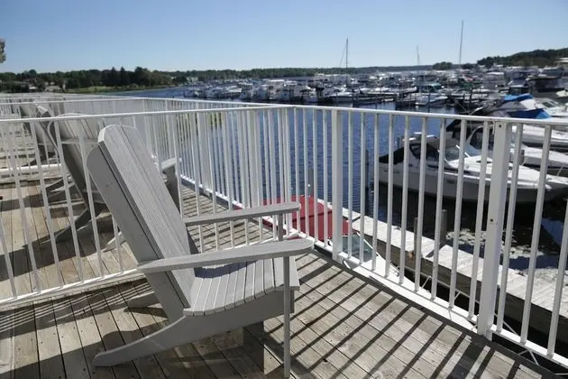 Deluxe Oda, 1 Büyük (Queen) Boy Yatak ve Çekyat, Küçük Mutfak, Göl Manzaralı