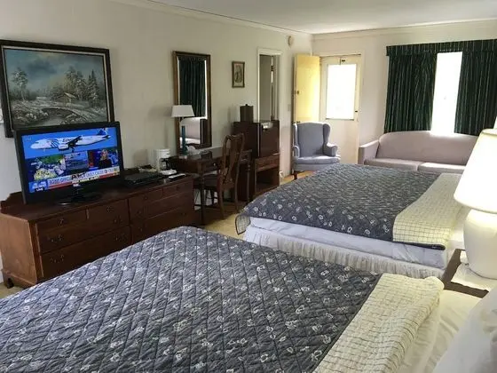 Deluxe Room, 2 King Beds