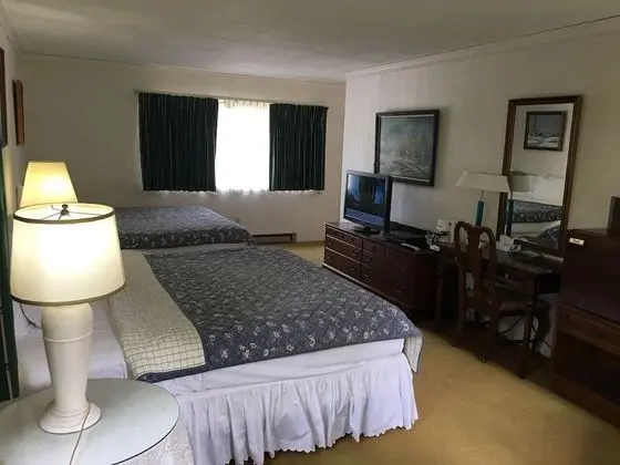 Deluxe Room, 2 King Beds