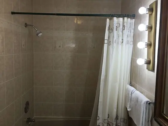 Deluxe Room, 2 King Beds