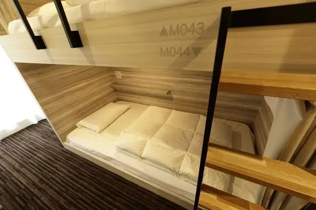 Economy Ortak Ranzalı Oda, Sadece kadınlar için (with Bunk Bed)