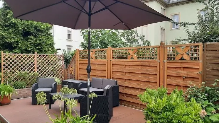 Apart Daire, 1 Yatak Odası, Mutfak, Bahçe Manzaralı (Dresden)
