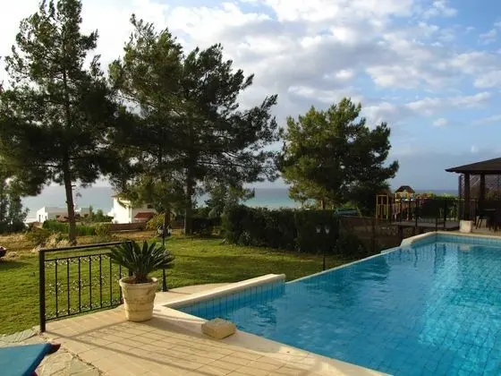 Villa, 4 Yatak Odası, Kişiye Özel Havuzlu