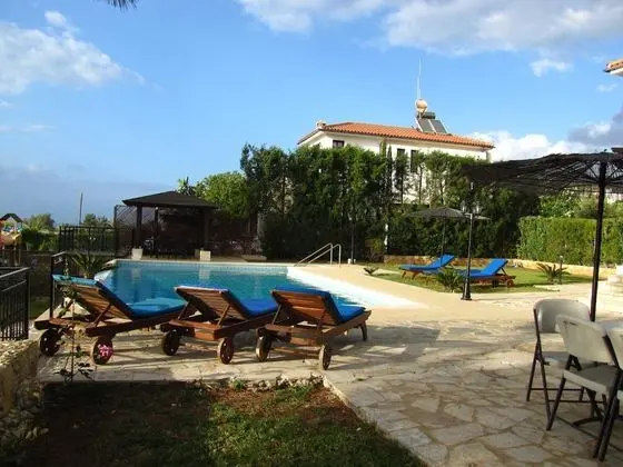 Villa, 4 Yatak Odası, Kişiye Özel Havuzlu