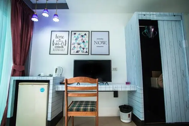 Comfort Tek Büyük Yataklı Oda, 1 Yatak Odası, Havuz Manzaralı