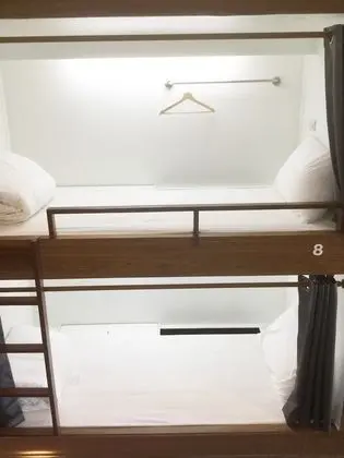Eight Room