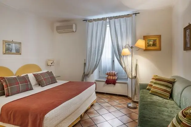 Classic Tek Büyük Yataklı Oda