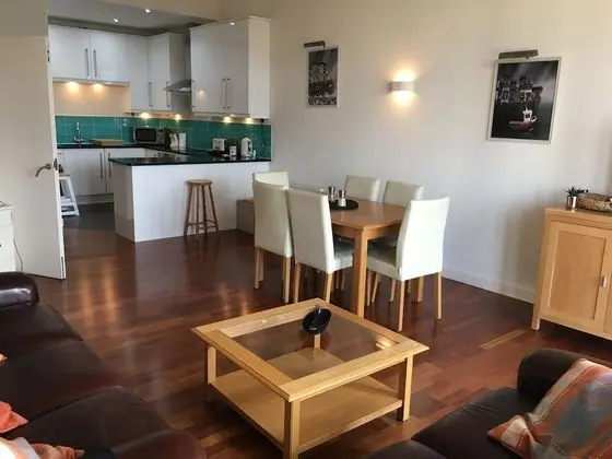 Apart Daire, 2 Çift Kişilik Yatak