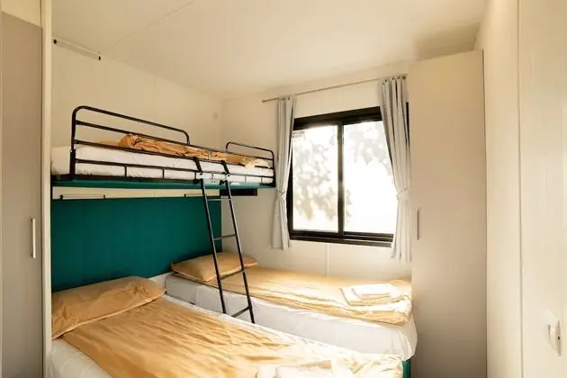 Karavan, 2 Yatak Odası, Göl Manzaralı
