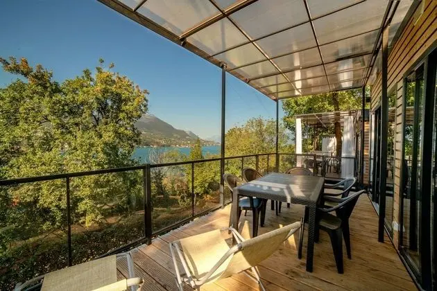 Karavan, 2 Yatak Odası, Göl Manzaralı