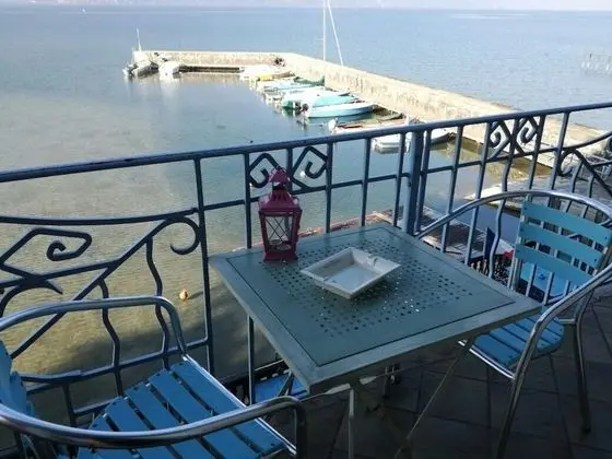 Tek Kişilik Oda, Göl Manzaralı