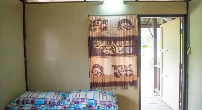 Bungalow Fan Room