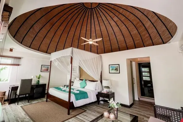 Luxury Oda, 1 En Büyük (King) Boy Yatak, Havuz Kullanımı, Denize Sıfır (Dome)
