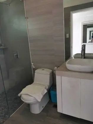 Premium Oda, 1 Büyük (Queen) Boy Yatak