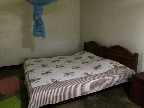 Basic Büyük Yataklı Tek Kişilik Oda