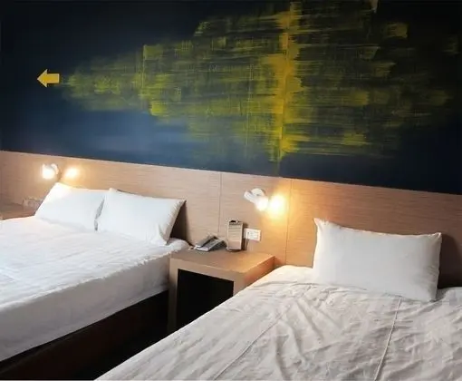 Standard Üç Kişilik Oda, Birden Çok Yatak, Sigara İçilmez