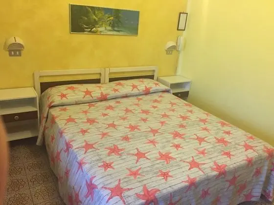 Economy Tek Büyük Yataklı Oda