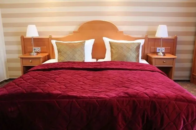 Comfort Tek Büyük Yataklı Oda