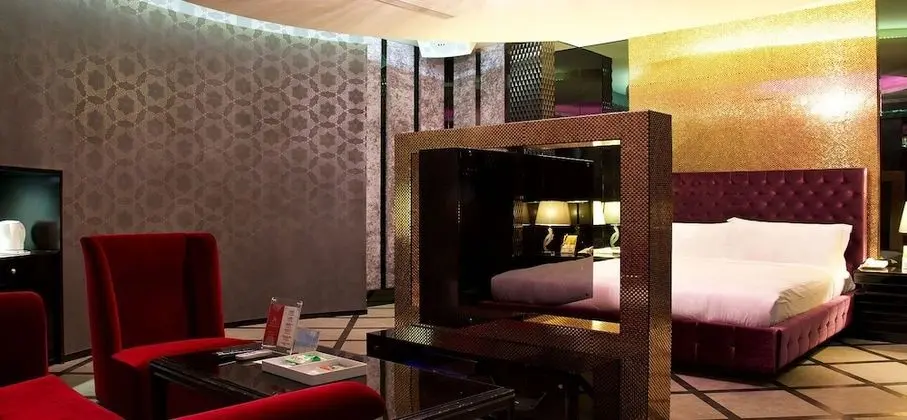 Deluxe Süit, Sigara İçilmez