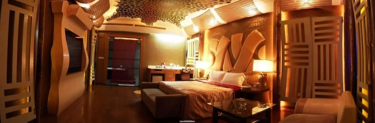 Luxury Tek Büyük Yataklı Oda