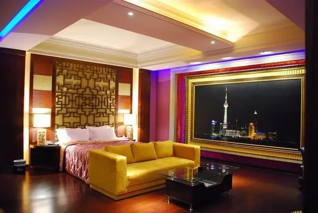 Luxury Tek Büyük Yataklı Oda
