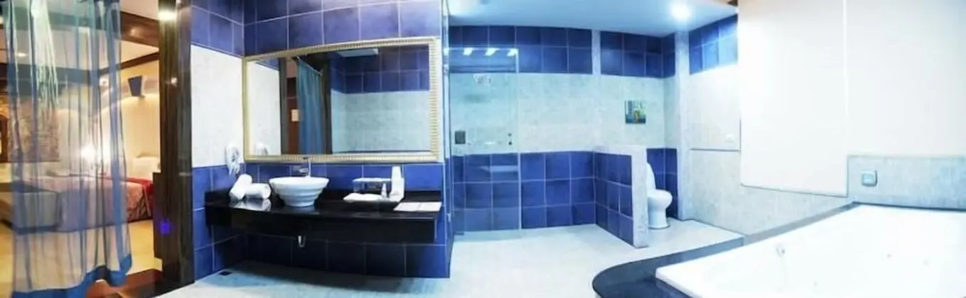 Luxury Tek Büyük Yataklı Oda