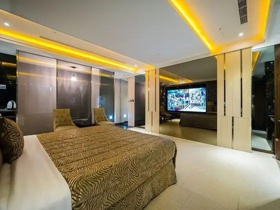 Luxury Tek Büyük Yataklı Oda, Jakuzi