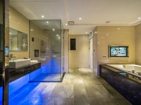 Luxury Tek Büyük Yataklı Oda, Jakuzi